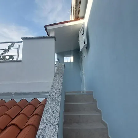 Apartment Lilly شقة